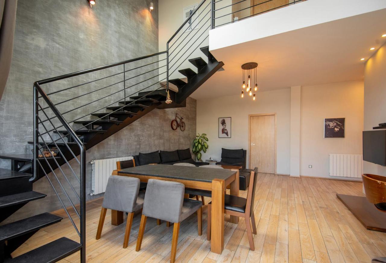 Luxury 4 Bedroom Apartment #1 In The City Center Of טביליסי מראה חיצוני תמונה