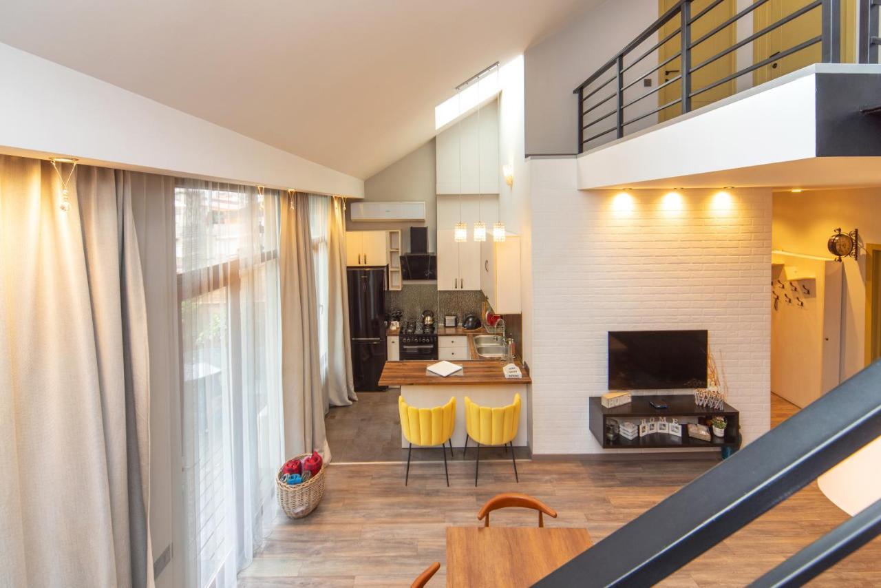 Luxury 4 Bedroom Apartment #1 In The City Center Of טביליסי מראה חיצוני תמונה